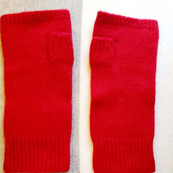 100% sheep wool Christmas mittens - Picture 3 of 4